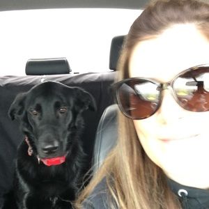 Meet your Posher, Leah